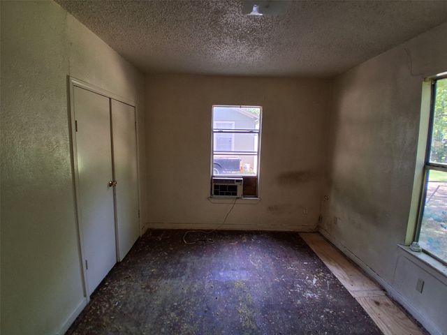 2917 Cypress Avenue, Dallas, TX 75227