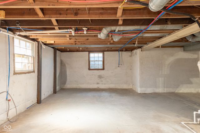 1100 S A Street, Elwood, IN 46036