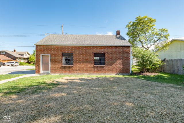 1100 S A Street, Elwood, IN 46036