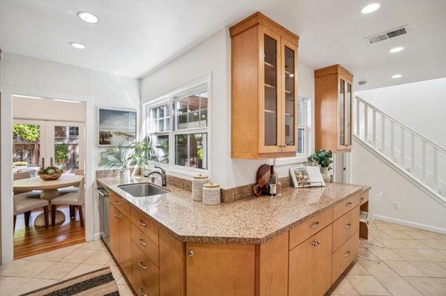 111 Elm Street, Menlo Park, CA 94025