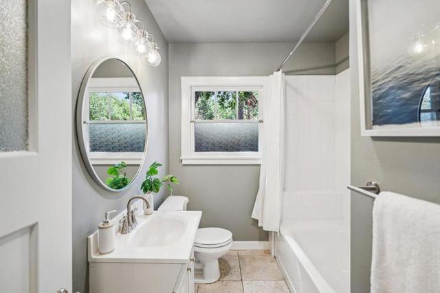 111 Elm Street, Menlo Park, CA 94025