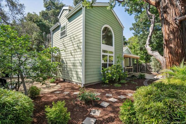 111 Elm Street, Menlo Park, CA 94025