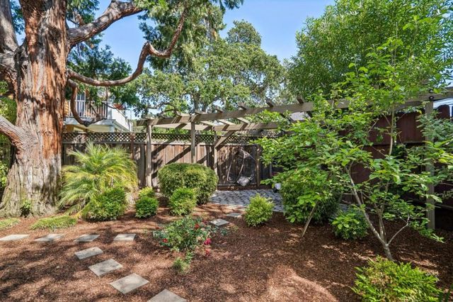 111 Elm Street, Menlo Park, CA 94025
