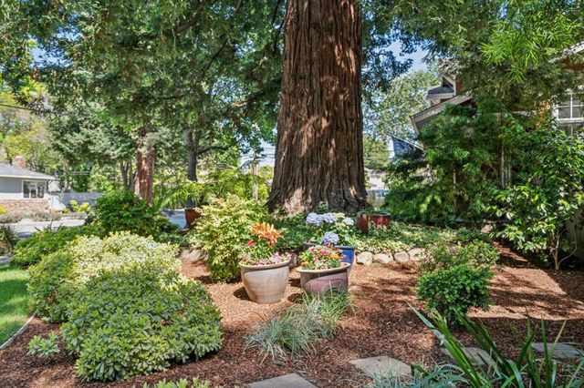 111 Elm Street, Menlo Park, CA 94025