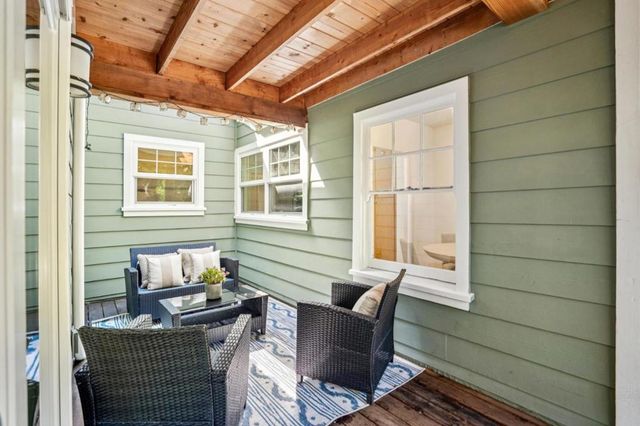 111 Elm Street, Menlo Park, CA 94025