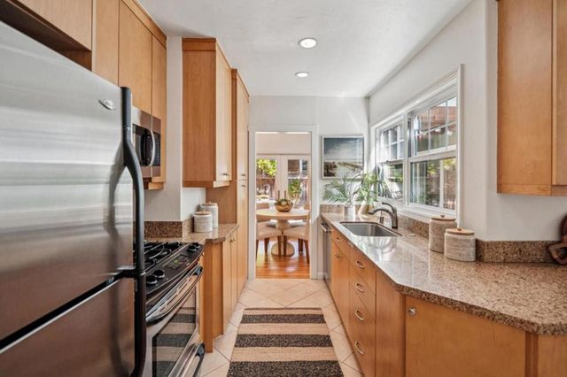 111 Elm Street, Menlo Park, CA 94025