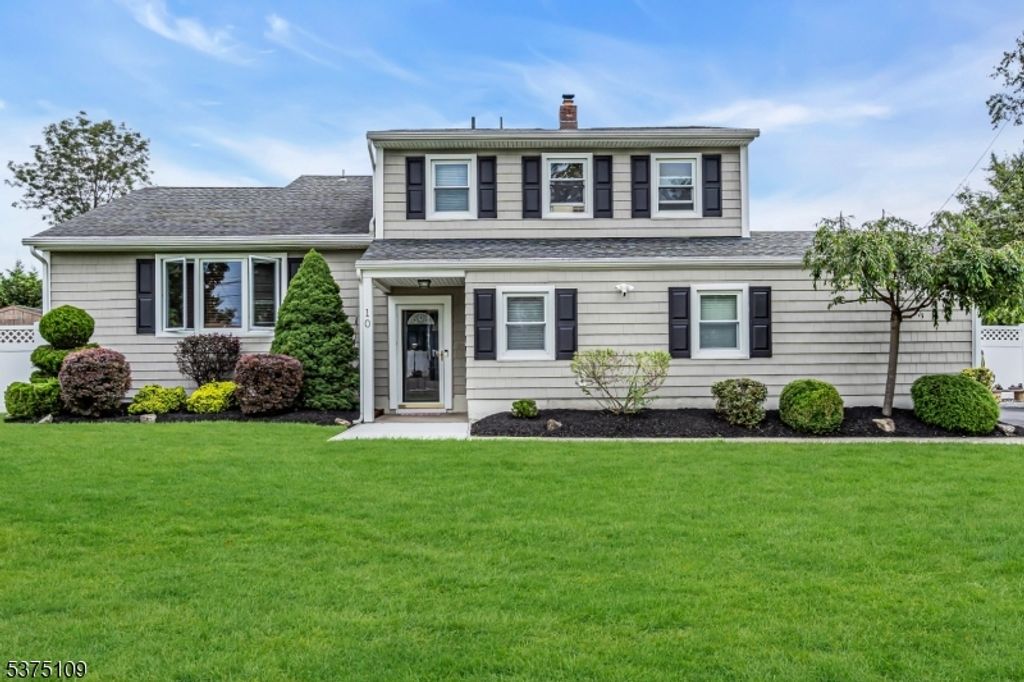 10 George St, South Plainfield Boro, NJ 07080