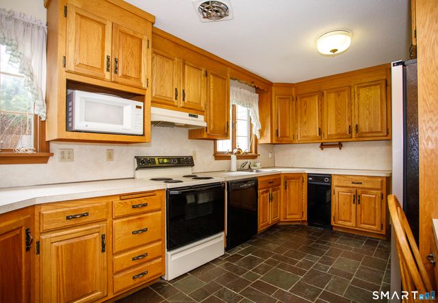 164 Harland Road, Norwich, CT 06360