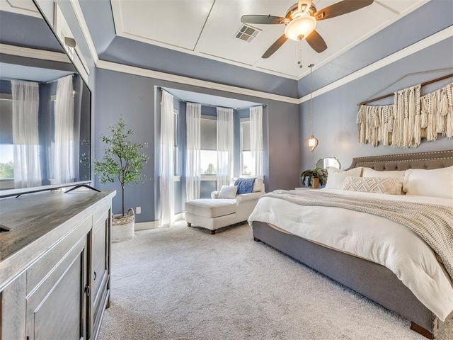 233 Saint Claire Drive, Edmond, OK 73025