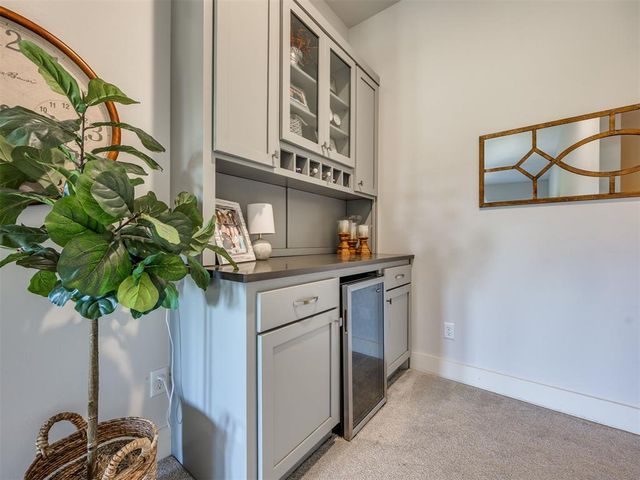 233 Saint Claire Drive, Edmond, OK 73025