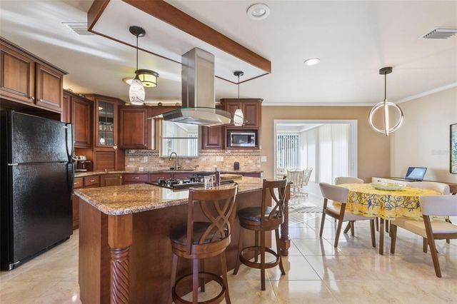 26041 NEWCOMBE CIRCLE, Leesburg, FL 34748