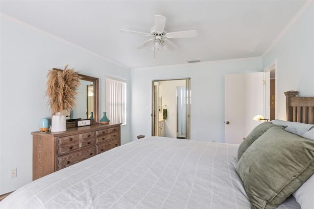 26041 NEWCOMBE CIRCLE, Leesburg, FL 34748