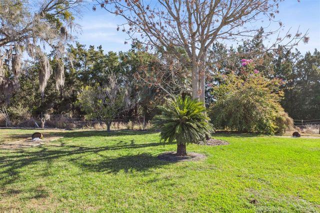 26041 NEWCOMBE CIRCLE, Leesburg, FL 34748