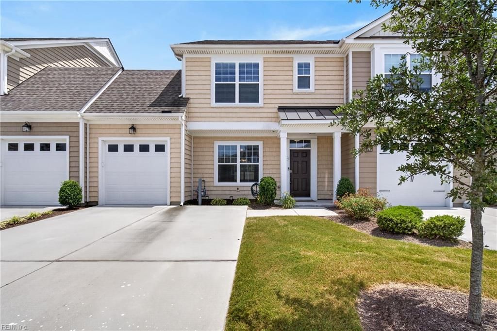1915 Dobson CT, Chesapeake, VA 23322