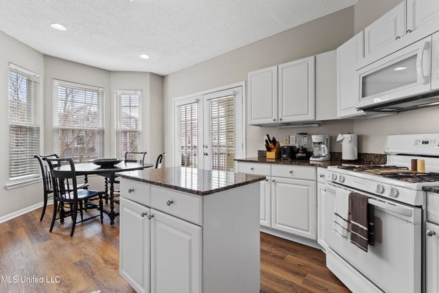 2252 Beach Drive, 505, Gulfport, MS 39507