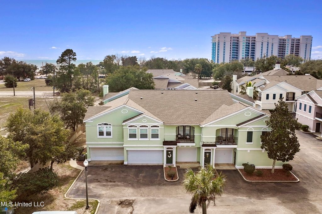 2252 Beach Drive, 505, Gulfport, MS 39507