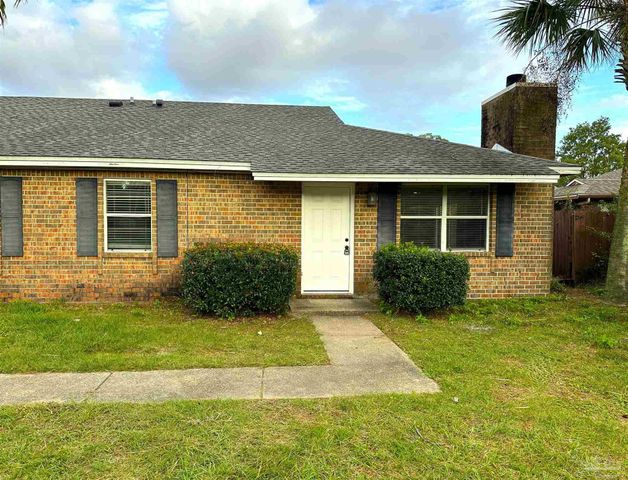 676 S 72nd Ave B, Pensacola, FL 32506