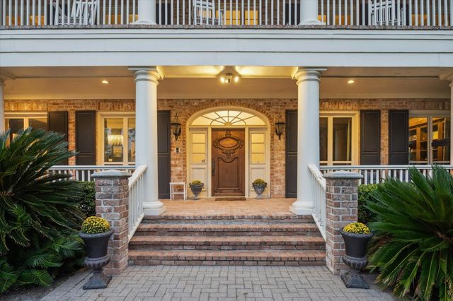 223 Heritage Oaks Lane, Houston, TX 77024