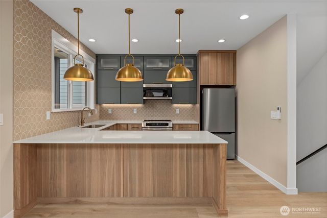 119 NW 112th Street, Seattle, WA 98177