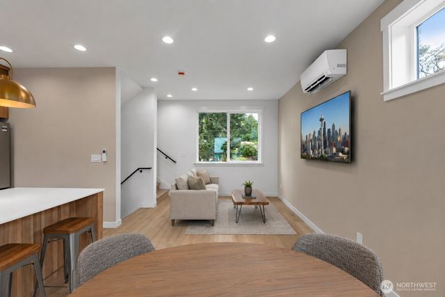 119 NW 112th Street, Seattle, WA 98177