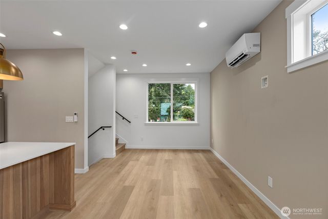 119 NW 112th Street, Seattle, WA 98177