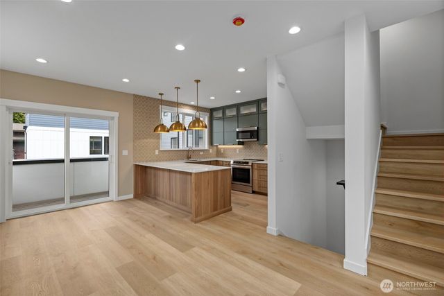 119 NW 112th Street, Seattle, WA 98177