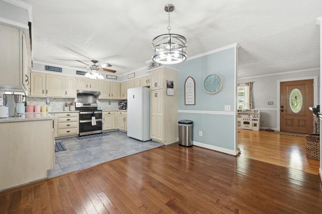 319 Nance Drive, Rossville, GA 30741