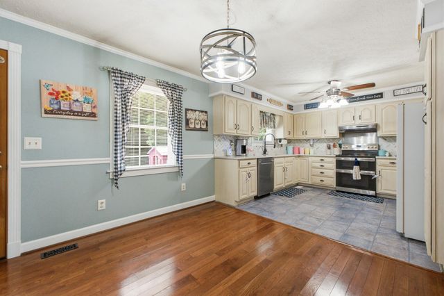 319 Nance Drive, Rossville, GA 30741