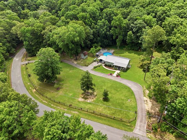 319 Nance Drive, Rossville, GA 30741