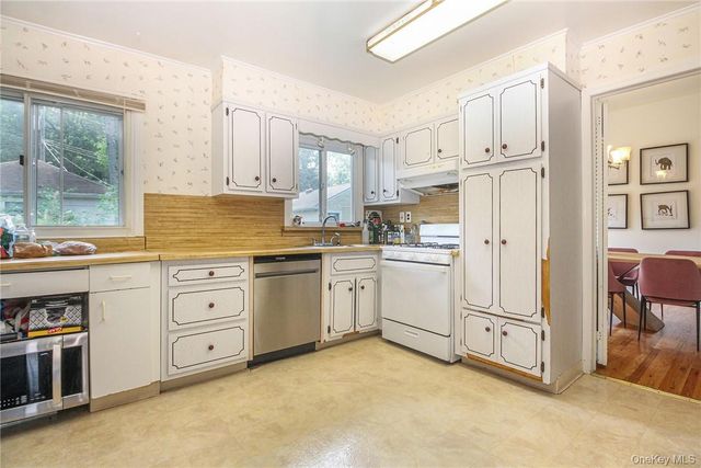 238 Rosehill Avenue, New Rochelle, NY 10804