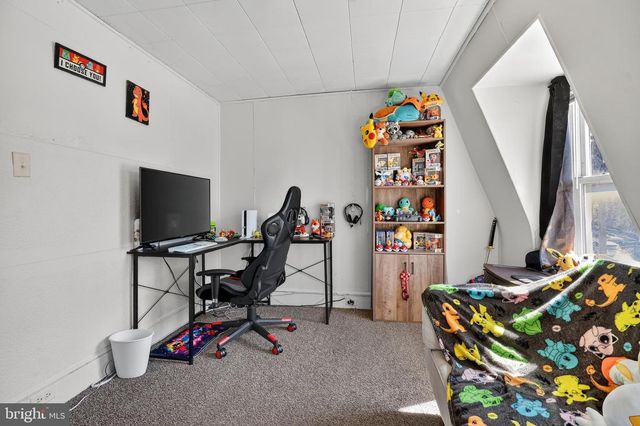 327 W WINDSOR ST, Reading, PA 19601