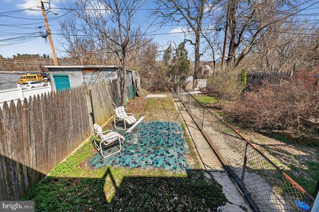 327 W WINDSOR ST, Reading, PA 19601