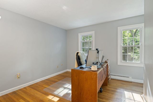 46 Woodridge Road, Durham, NH 03824