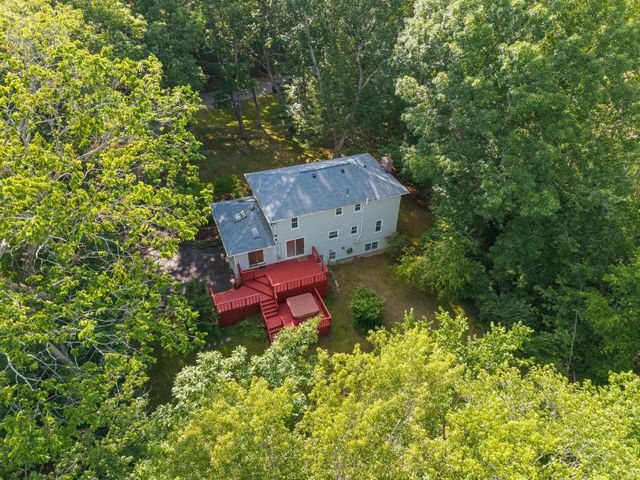 46 Woodridge Road, Durham, NH 03824