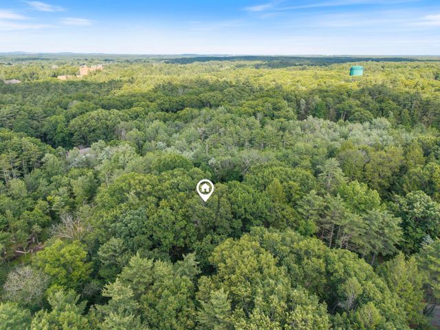 46 Woodridge Road, Durham, NH 03824