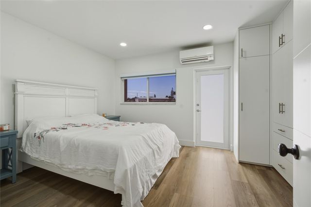 900 SW 10 Terrace 11S, Hallandale Beach, FL 33009