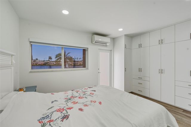 900 SW 10 Terrace 11S, Hallandale Beach, FL 33009