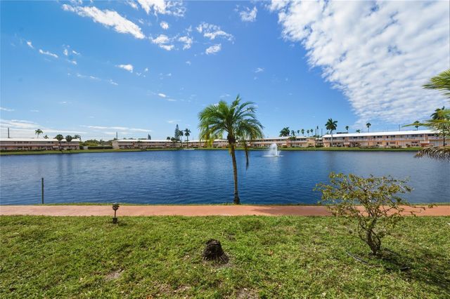 900 SW 10 Terrace 11S, Hallandale Beach, FL 33009