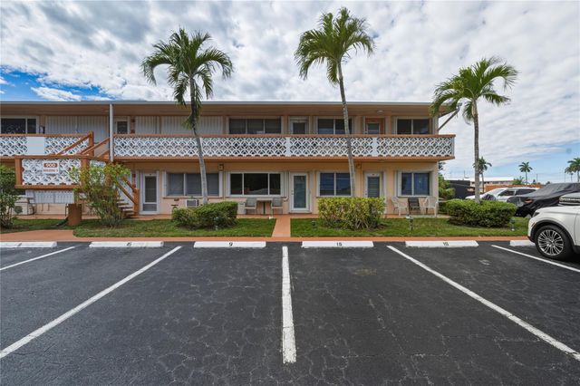 900 SW 10 Terrace 11S, Hallandale Beach, FL 33009