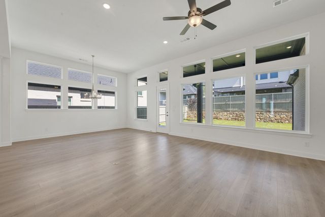 2904 Mayfair Lane, Northlake, TX 76247
