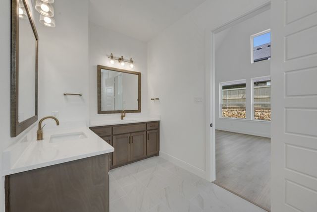 2904 Mayfair Lane, Northlake, TX 76247