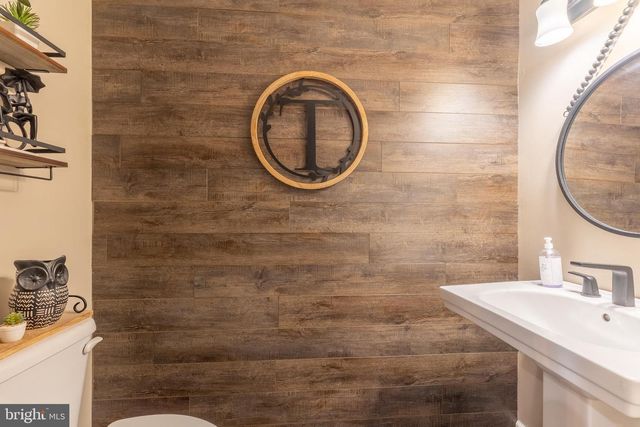 3 HEATHERSTONE WAY, Hockessin, DE 19707