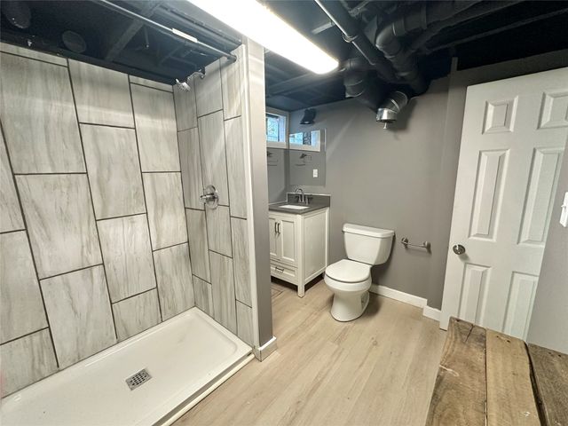 2724 College Avenue, Des Moines, IA 50311