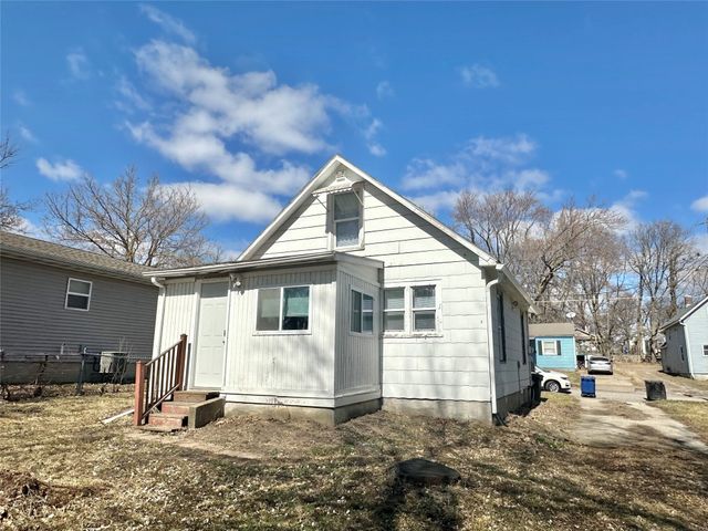 2724 College Avenue, Des Moines, IA 50311