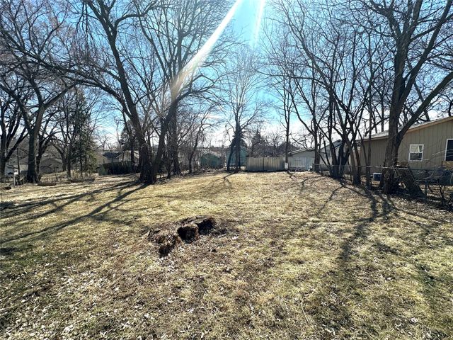 2724 College Avenue, Des Moines, IA 50311