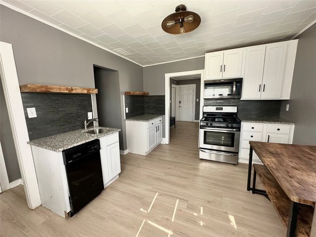 2724 College Avenue, Des Moines, IA 50311