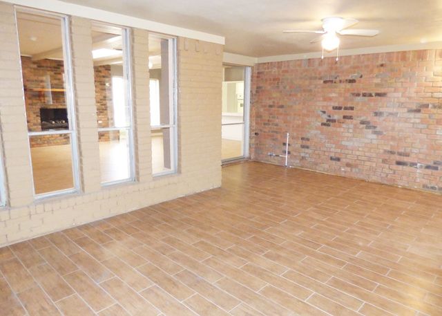 1028 Ridgefield Drive, Plano, TX 75075