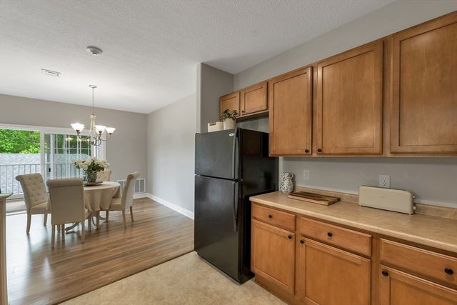 17 Roundabout Way 5, Manchester, NH 03102
