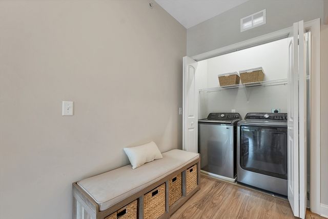 17 Roundabout Way 5, Manchester, NH 03102