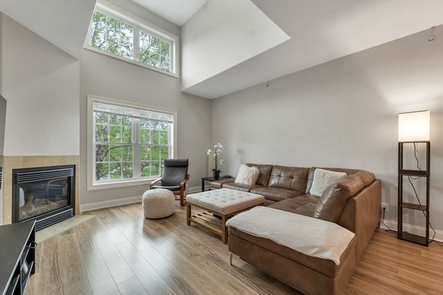 17 Roundabout Way 5, Manchester, NH 03102